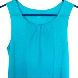Pretty turquoise sleeveless top